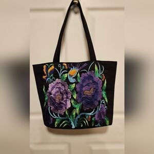 Women’s embroidered tote bag​​​​​